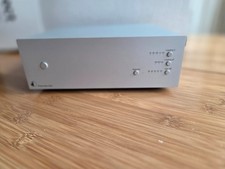Pro-ject Phono Box DS2 silber