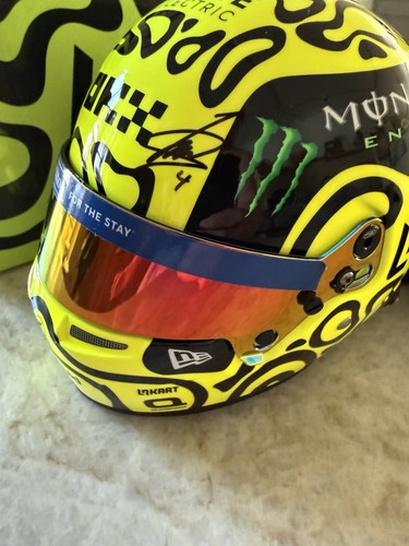 Lando norris mclaren helm - norris, 1:2