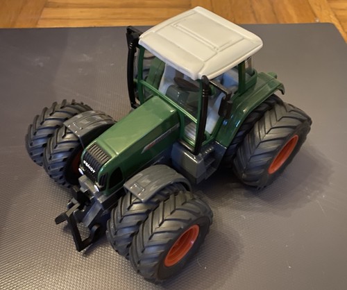 Siku farmer 3250 fendt favorit - fendt,