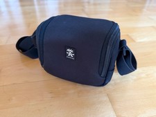 Crumpler Base Layer Camera