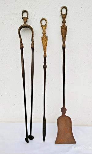 Schönes antikes bronze - antikes, eisen