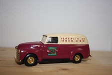 Chevrolet Panel Truck 1950 Ertl3044GX Toy Fair Nürnberg 1995 1.43