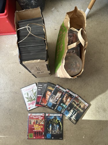 Tüten voll mit dvds - 2,