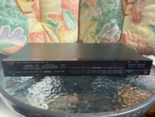 Luxman T-102L Digital Synthesized Stereo Tuner 