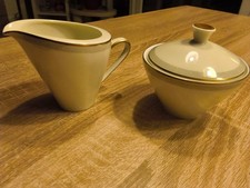 Set milchkännchen und - set,