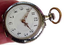 neuwertige Damentaschenuhr in