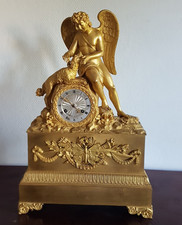 KAMINUHR - PENDULE BRONZE FEUERVERGOLDET FRANKREICh