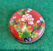 China Cloisonne dose/ Schmuckdose/Schminkdose Blumen muster 20.Jh