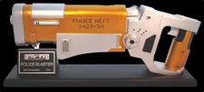 FIFTH ELEMENT - POLICE BLASTER 1/1 REPLICA HCG HOLLYWOOD LIFE SIZE / NO SIDESHOW