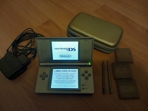 Nintendo lite silber - nintendo,