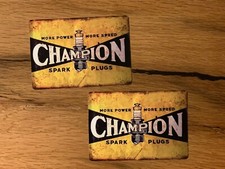 2x CHAMPION Vintage Aufkleber
