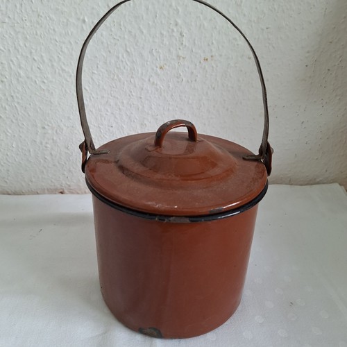 Alter essbehälter aus - essbehälter,