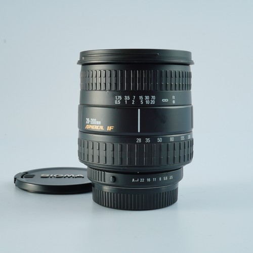 Gut sigma 200mm - gut, 3.5-5.6