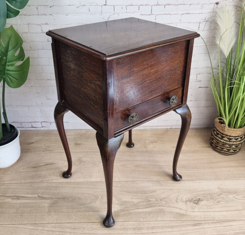 Antiker holz beistelltisch - holz,
