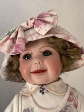 Porzellanpuppe Hamilton