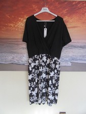 schw.-weißes Kleid Gr.46/48