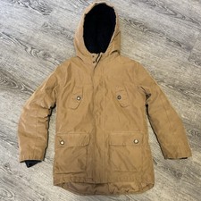 hellbraune Winterjacke mit