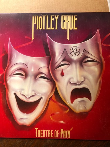 Motley crue theatre - motley,