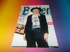 Jennifer Batten Michael