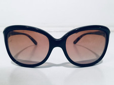 Glamouröse Sonnenbrille von