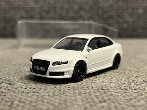 Custom realtoy audi rs4 - custom,