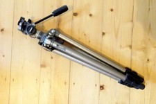Velbon Sherpa 250R Dreibeinstativ / Fotostativ mit Stativkopf PH-157Q
