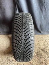 1x Goodyear Vector4Seasons