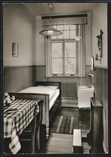 AK Werl, Exerzitienhaus St. Franziskus, Einzelzimmer mit Gebetsbank 