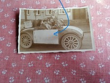 Hanomag Kommissbrot vor Hotel