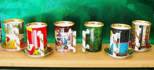 Tassen/Becher~mehrfarbige