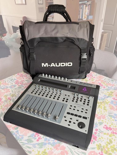 Audio projectmix o - m, i/o