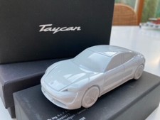 Porsche Taycan Aluguss
