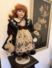 Limitierte Porzellanpuppe 63cm