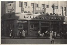 ORIG. FOTO Kaufhaus Merkur mit Eisenbahn   ca.9x7 (G4035)