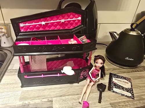 Monster high draculaura - monster,