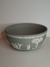 Wedgwood Jasperware grau