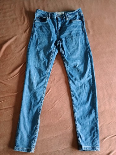 Denim department push - push, jeans