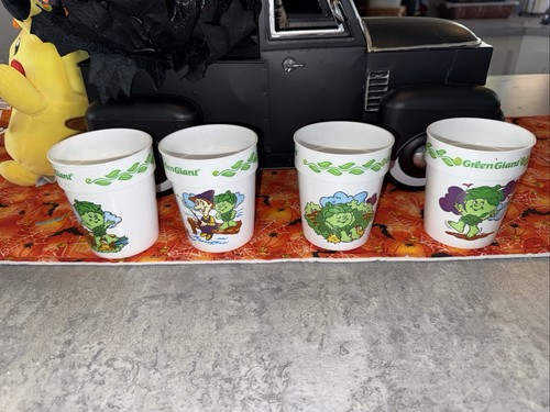 Vintage grüne riesige kleine