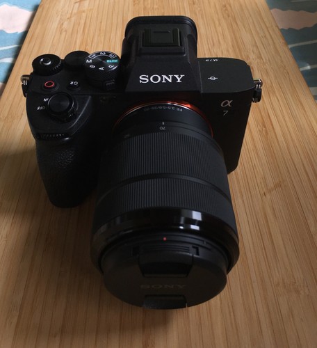 Sony alpha fe 28 - sony,