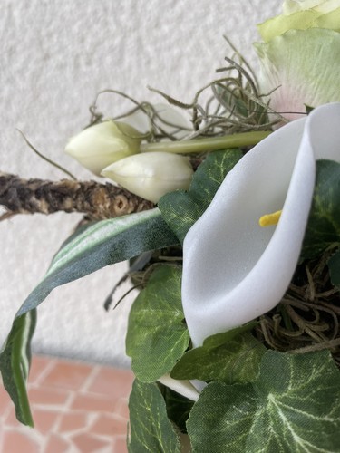Keramikvase mit künstlichen