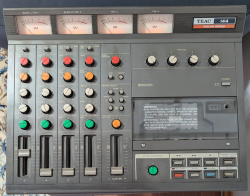 Teac tascam 144 portastudio - tascam,