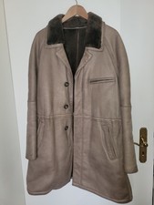 Lässiger Lammfellmantel