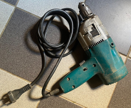 Black und decker - black,