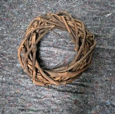 Kranz "Rustikal" aus Holz, geflochtener Türkranz aus Naturmaterial Wanddeko