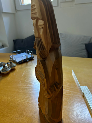 Geschnitzte holzfigur mönch - holzfigur,