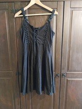 Kleid Mit Viel Schnürung ,von Poizen Industries