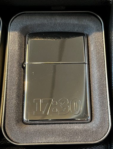 Zippo silber - 17:30,
