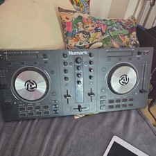 Numark Mixtrack MT3 All-in-One