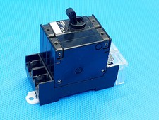 FUJI Electric Sicherungsautomat CP32E/15 15A Circuit Protector