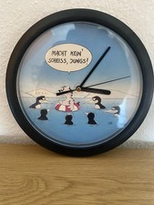 Wanduhr von Ulli Stein „Macht Kein Scheiss Jungs“